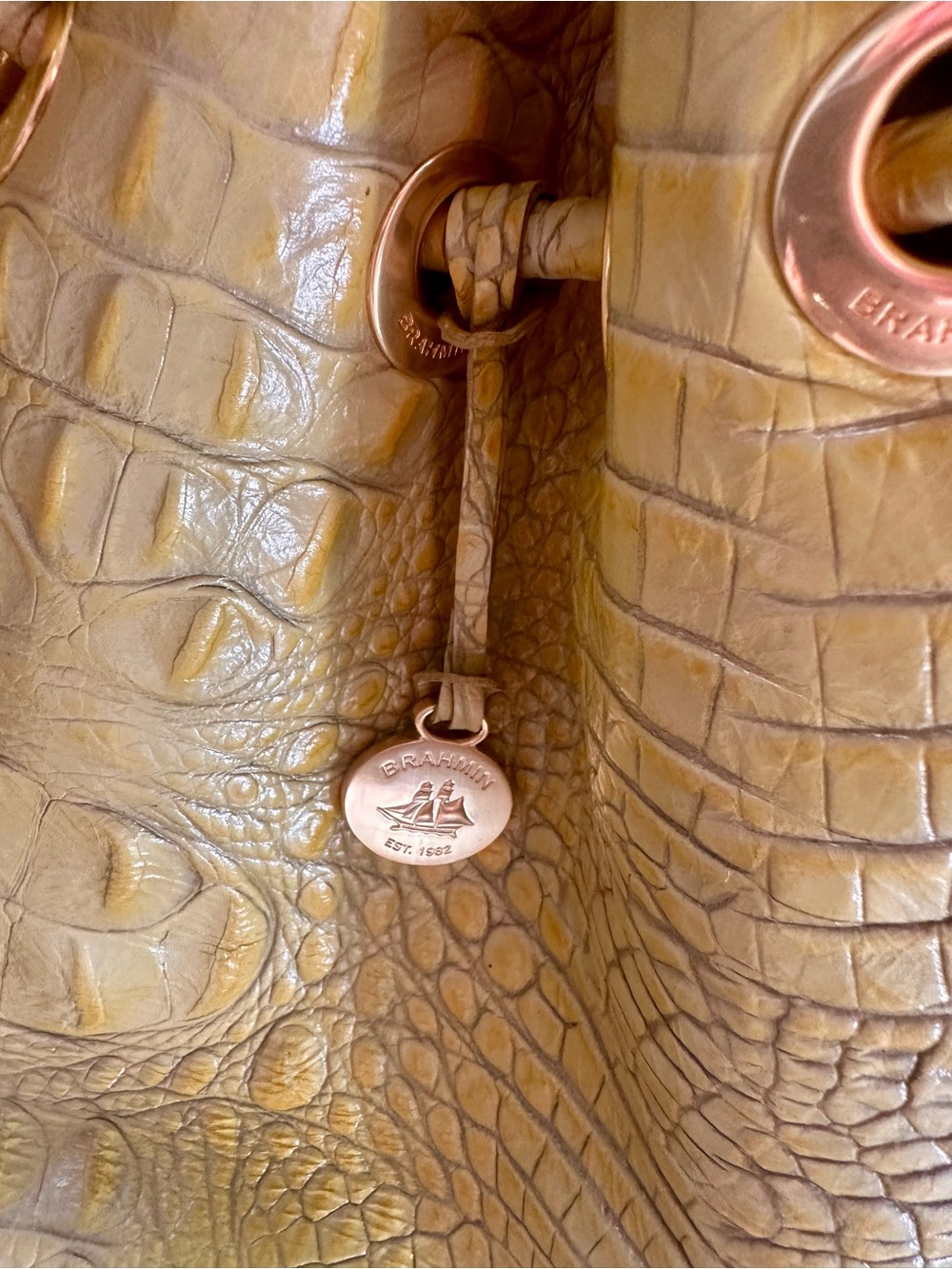 Brahmin Yellow Croc-Embossed Drawstring Hobo- EUC. Vintage - Picture 11 of 11